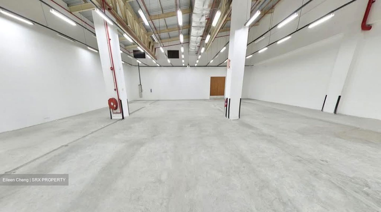 Pioneer Road (D22), Warehouse #601813091